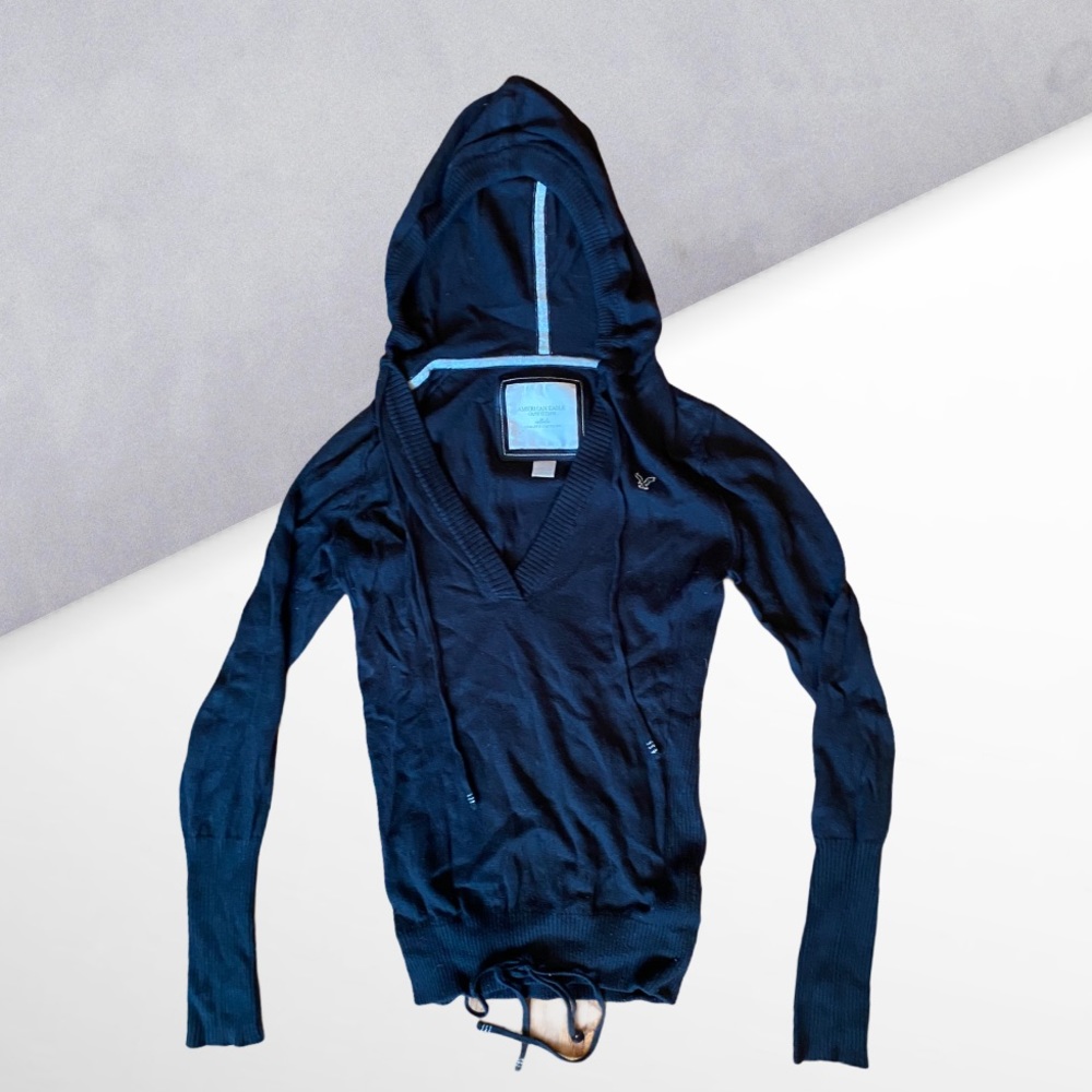 Hooded sweater
